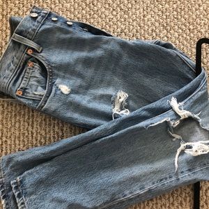 levi’s 501 jeans size 28!!